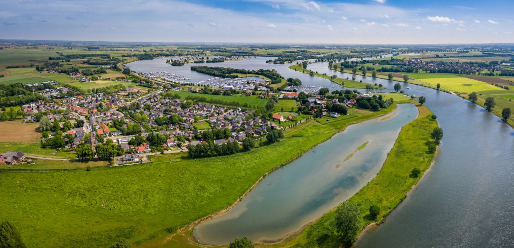 Over de Maas