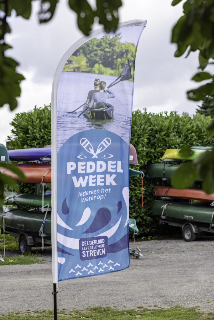 Peddelweek Beachflag vlag - Stichting Bureau Toerisme